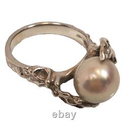14k White Gold Pearl Ring with Coral Branch Design 4.65 grams Size 5.25