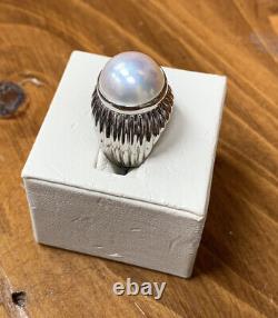 Large Estate 18K White Gold 11.4mm Mabe Pearl Ribbed Dome Statement Ring