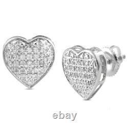 Boucles d'oreilles en or blanc 10 carats avec diamants réels de 0,15 carats en forme de cœur taillé.