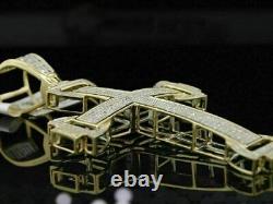 Pendentif croix bombé pour homme en diamant de 2 carats, coupe ronde VVS1/D, finition en or jaune 14 carats